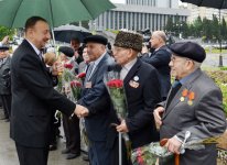 Azerbaijani President and his spouse attend Victory Day ceremony in Baku (PHOTO)