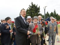 Azerbaijani President and his spouse attend Victory Day ceremony in Baku (PHOTO)