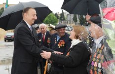 Azerbaijani President and his spouse attend Victory Day ceremony in Baku (PHOTO)