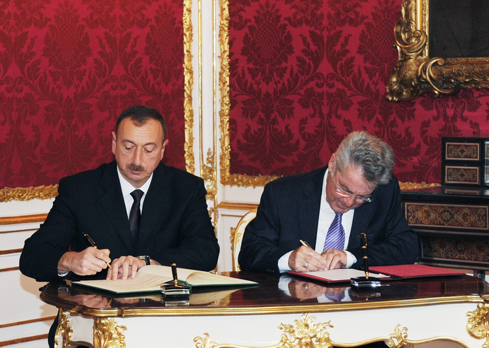 Azerbaijan, Austria sign Joint Declaration on friendly relations and partnership in Vienna (PHOTO)