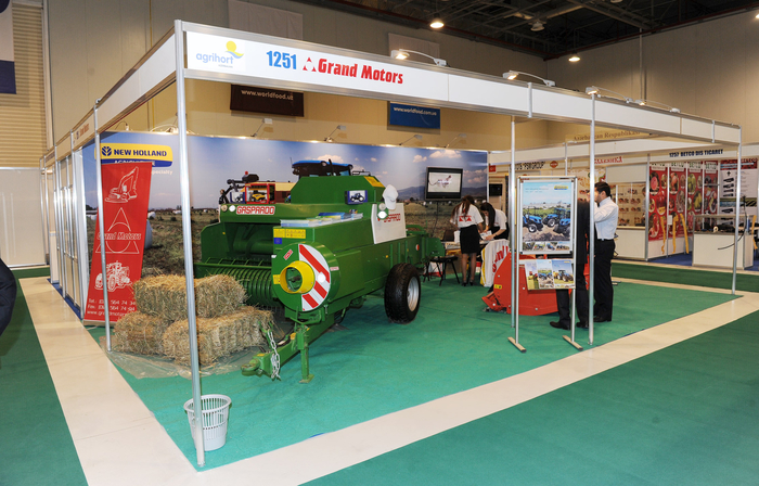 Azerbaijani President views 19th Azerbaijan International Exhibition of Food Industry and 7th Azerbaijan International Agriculture Exhibition  (PHOTO)