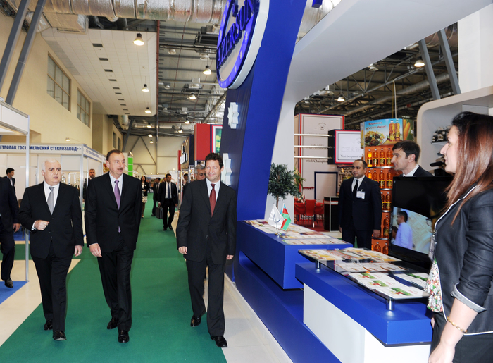 Azerbaijani President views 19th Azerbaijan International Exhibition of Food Industry and 7th Azerbaijan International Agriculture Exhibition  (PHOTO)