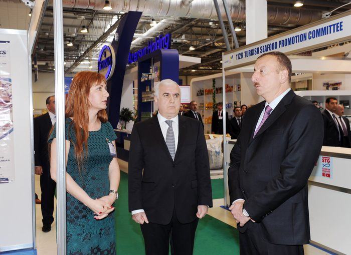 Azerbaijani President views 19th Azerbaijan International Exhibition of Food Industry and 7th Azerbaijan International Agriculture Exhibition  (PHOTO)
