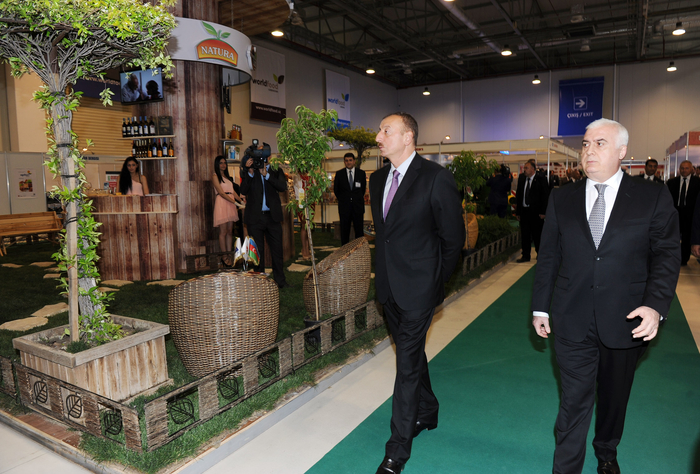 Azerbaijani President views 19th Azerbaijan International Exhibition of Food Industry and 7th Azerbaijan International Agriculture Exhibition  (PHOTO)