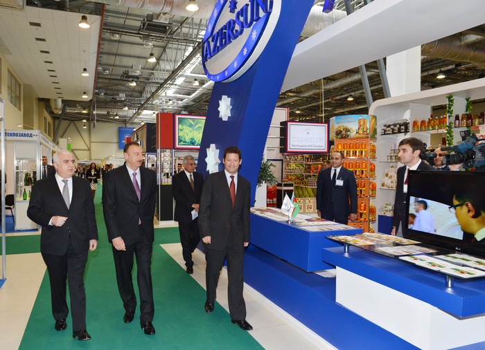 Azerbaijani President views 19th Azerbaijan International Exhibition of Food Industry and 7th Azerbaijan International Agriculture Exhibition  (PHOTO)