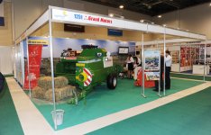 Azerbaijani President views 19th Azerbaijan International Exhibition of Food Industry and 7th Azerbaijan International Agriculture Exhibition  (PHOTO)