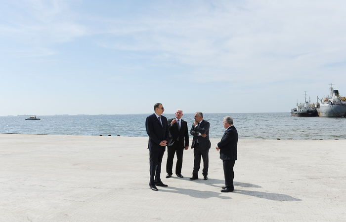 Ilham Aliyev attends ground-breaking ceremony of Baku White City Boulevard  (PHOTO)