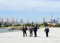 Ilham Aliyev attends ground-breaking ceremony of Baku White City Boulevard  (PHOTO)