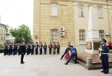 President Ilham Aliyev visits monument to Azerbaijan Democratic Republic (PHOTO)