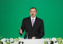 Azerbaijan`s President attends official reception in connection with Republic Day (PHOTO)