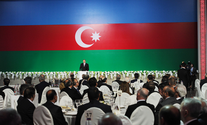 Azerbaijan`s President attends official reception in connection with Republic Day (PHOTO)