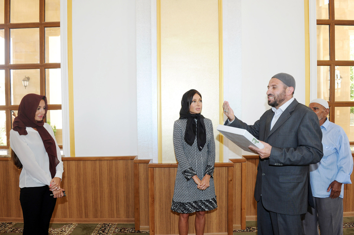 Azerbaijan`s First Lady inspects several facilities after reconstruction in Baku (PHOTO)