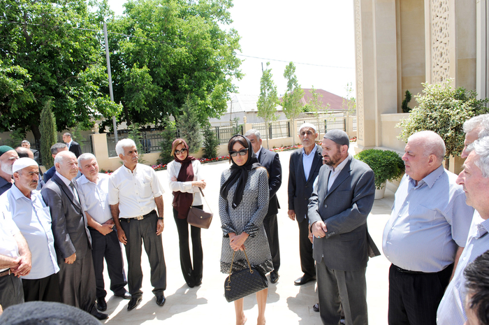 Azerbaijan`s First Lady inspects several facilities after reconstruction in Baku (PHOTO)