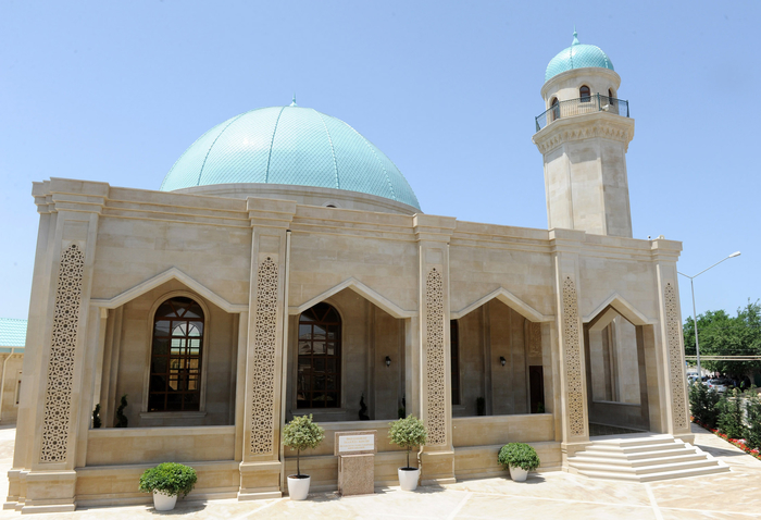 Azerbaijan`s First Lady inspects several facilities after reconstruction in Baku (PHOTO)