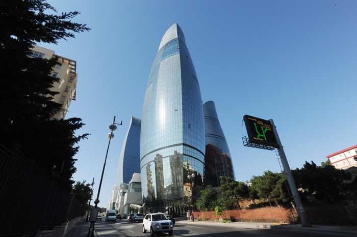 President Ilham Aliyev opens Fairmont Baku hotel at Flame Towers complex (PHOTO)