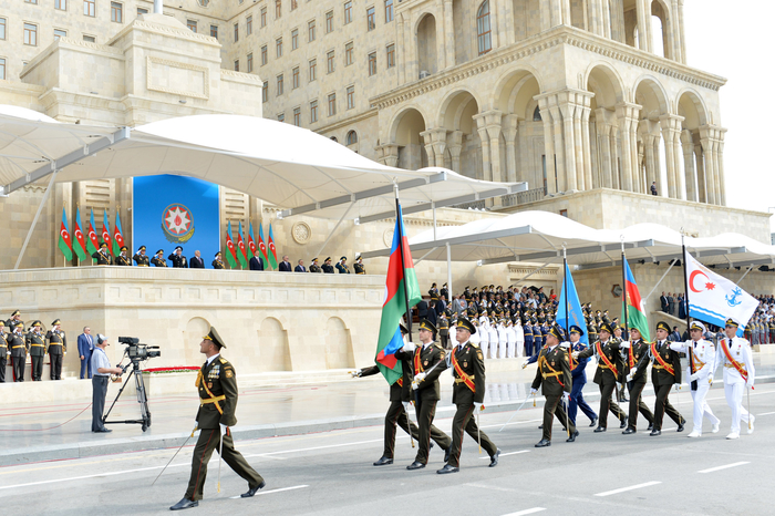 Military parade held in Baku (PHOTO)