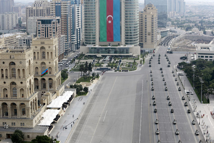 Military parade held in Baku (PHOTO)
