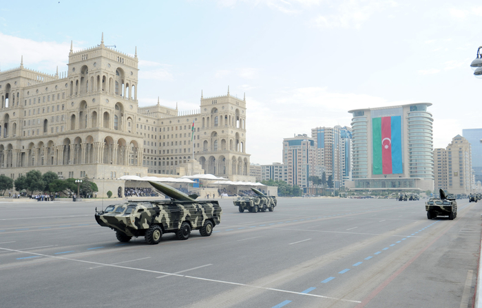 Military parade held in Baku (PHOTO)