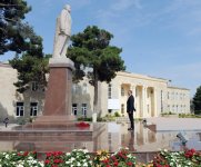 President Ilham Aliyev arrives in Shabran district (PHOTO)