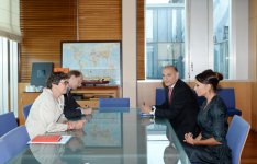 Azerbaijan`s First Lady meets French Minister for Sport, Youth, Popular Education and Associative Life (PHOTO)