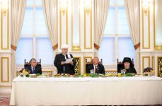 President Ilham Aliyev attends Iftar party (PHOT0)