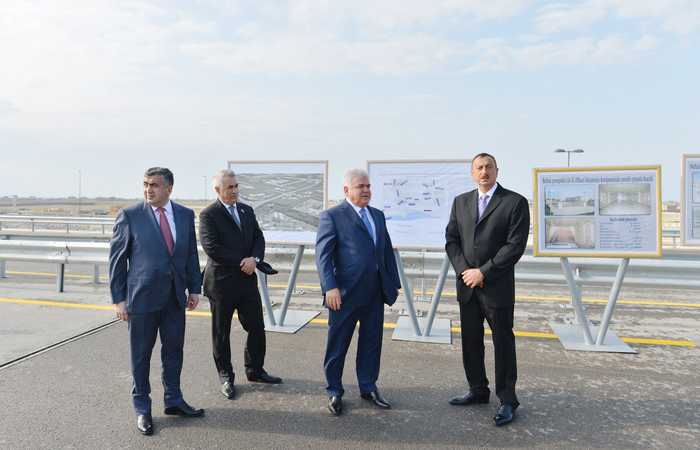 Azerbaijani President attends opening of highway to Qala residential area (PHOTO)