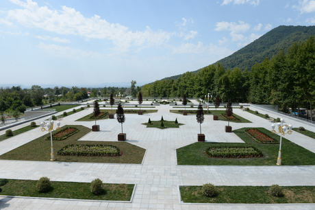 President Ilham Aliyev opens Heydar Aliyev Congress Center in Gabala (PHOTO)