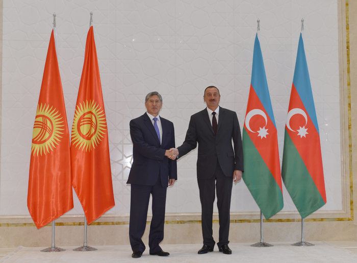 Azerbaijani President meets Kyrgyz counterpart in Gabala