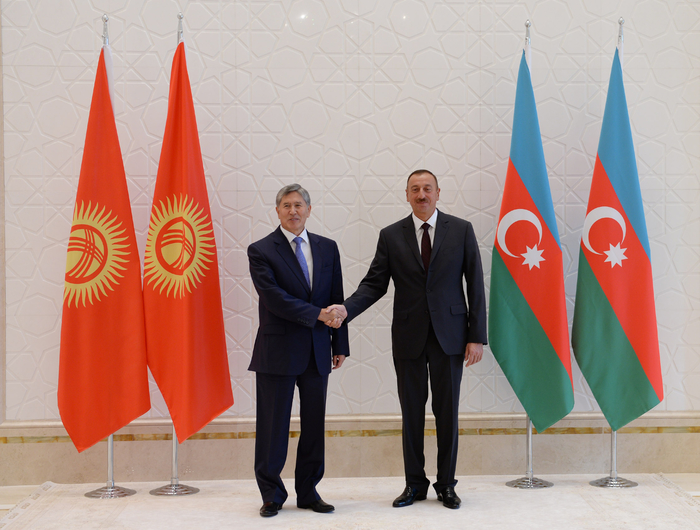 Azerbaijani President meets Kyrgyz counterpart in Gabala