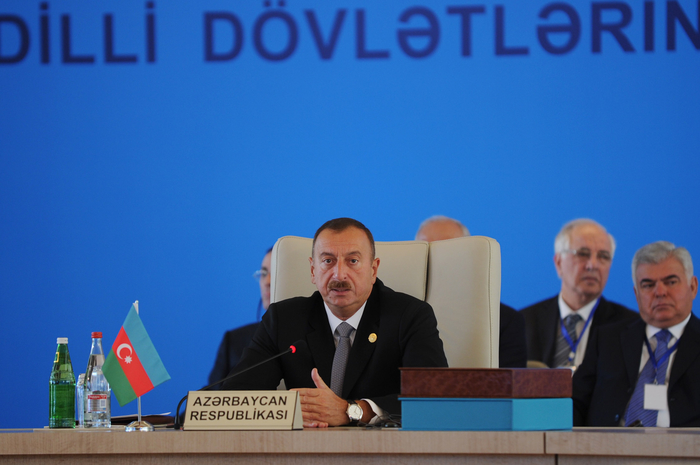 Azerbaijani president proposes holding joint exhibition of tourism potential of Turkic-speaking countries (PHOTO)
