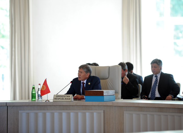 Azerbaijani president proposes holding joint exhibition of tourism potential of Turkic-speaking countries (PHOTO)