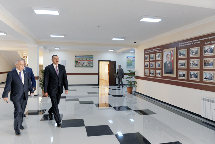 Azerbaijani President familiarizes with state of school in Baku’s Buzovna settlement after major overhaul, participates in opening of new academic building (PHOTO)