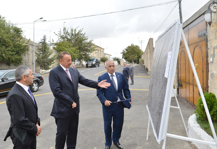 Azerbaijani President Ilham Aliyev inspects reconstruction work to improve internal roads in Mashtaga (PHOTO)