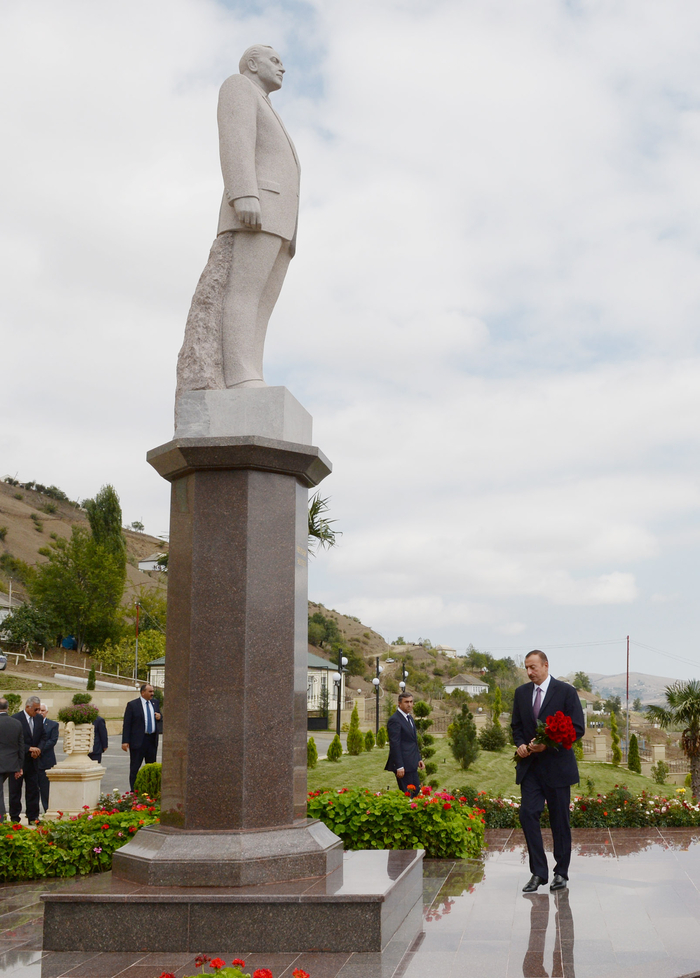 Azerbaijani President arrives in Yardimli District (PHOTO)