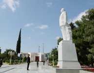 Azerbaijani President Ilham Aliyev arrives in Jalilabad District (PHOTO)