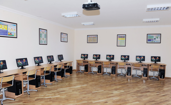 Azerbaijani President visits schools in Khatai district of Baku after overhaul (PHOTO)
