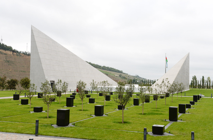 Guba mass burial demonstrates Armenian atrocities against Azerbaijanis: Isa Habibbeyli