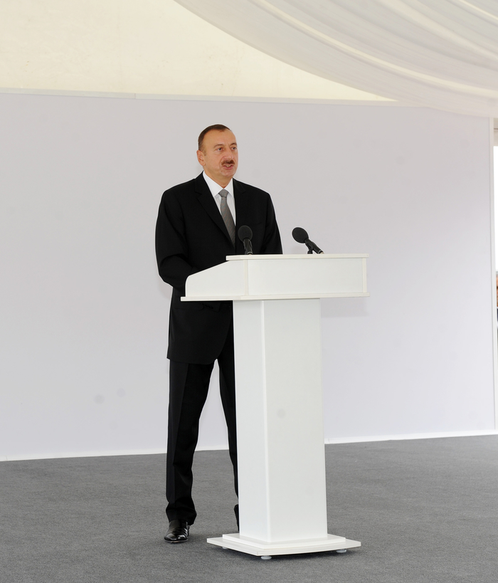Azerbaijani President attends opening of shipyard in Baku (PHOTO)