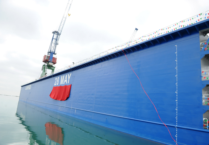 Azerbaijani President attends opening of shipyard in Baku (PHOTO)