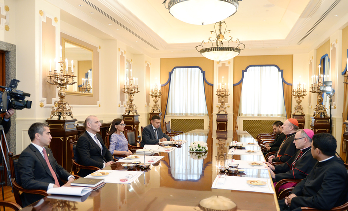 Heydar Aliyev Foundation president Mehriban Aliyeva meets president of Pontifical Council for Culture (PHOTO)
