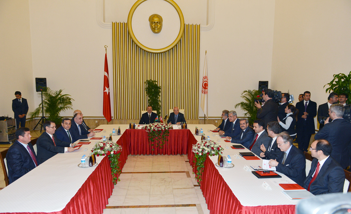 President Ilham Aliyev meets Chairman of Grand National Assembly of Turkey (PHOTO)