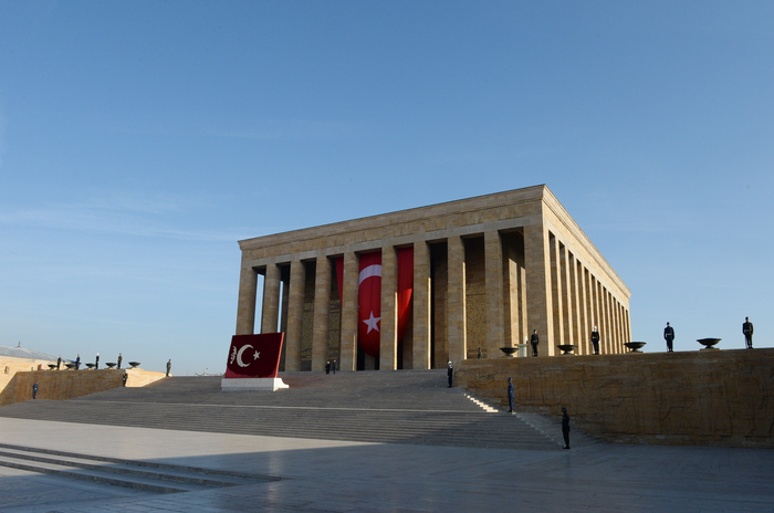 Azerbaijani President visits mausoleum of Mustafa Kemal Ataturk (PHOTO)