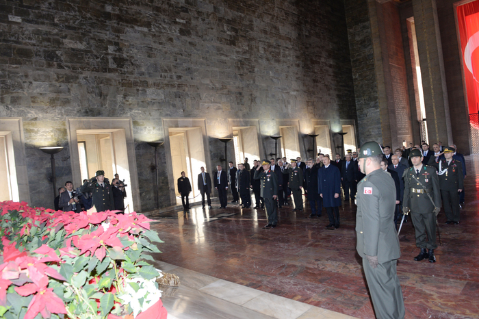 Azerbaijani President visits mausoleum of Mustafa Kemal Ataturk (PHOTO)