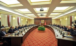 Azerbaijan, Turkey sign bilateral documents (PHOTO)