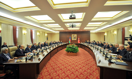 Azerbaijan, Turkey sign bilateral documents (PHOTO)
