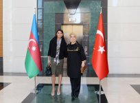 Azerbaijan`s first lady meets spouse of Turkish Premier (PHOTO)