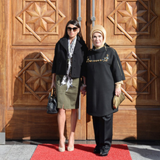 Azerbaijan`s first lady meets spouse of Turkish Premier (PHOTO)