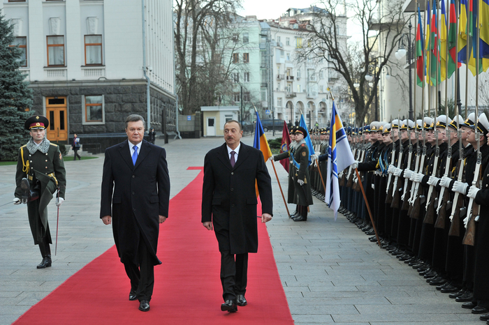 Official welcome ceremony of Azerbaijani President Ilham Aliyev takes place in Kiev (PHOTO)