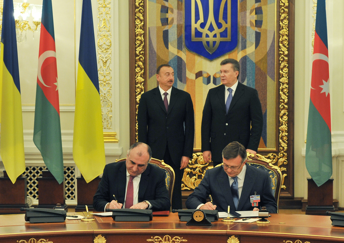 Azerbaijan, Ukraine sign five documents (PHOTO)