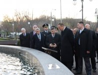 President Ilham Aliyev visits Heydar Aliyev Park in Kyiv (PHOTO)